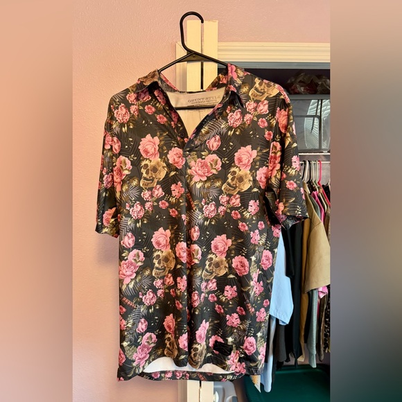 Grunt Style Men’s Rose And Skull Performance Polo Shirt. Medium. Gently Used - Picture 1 of 4